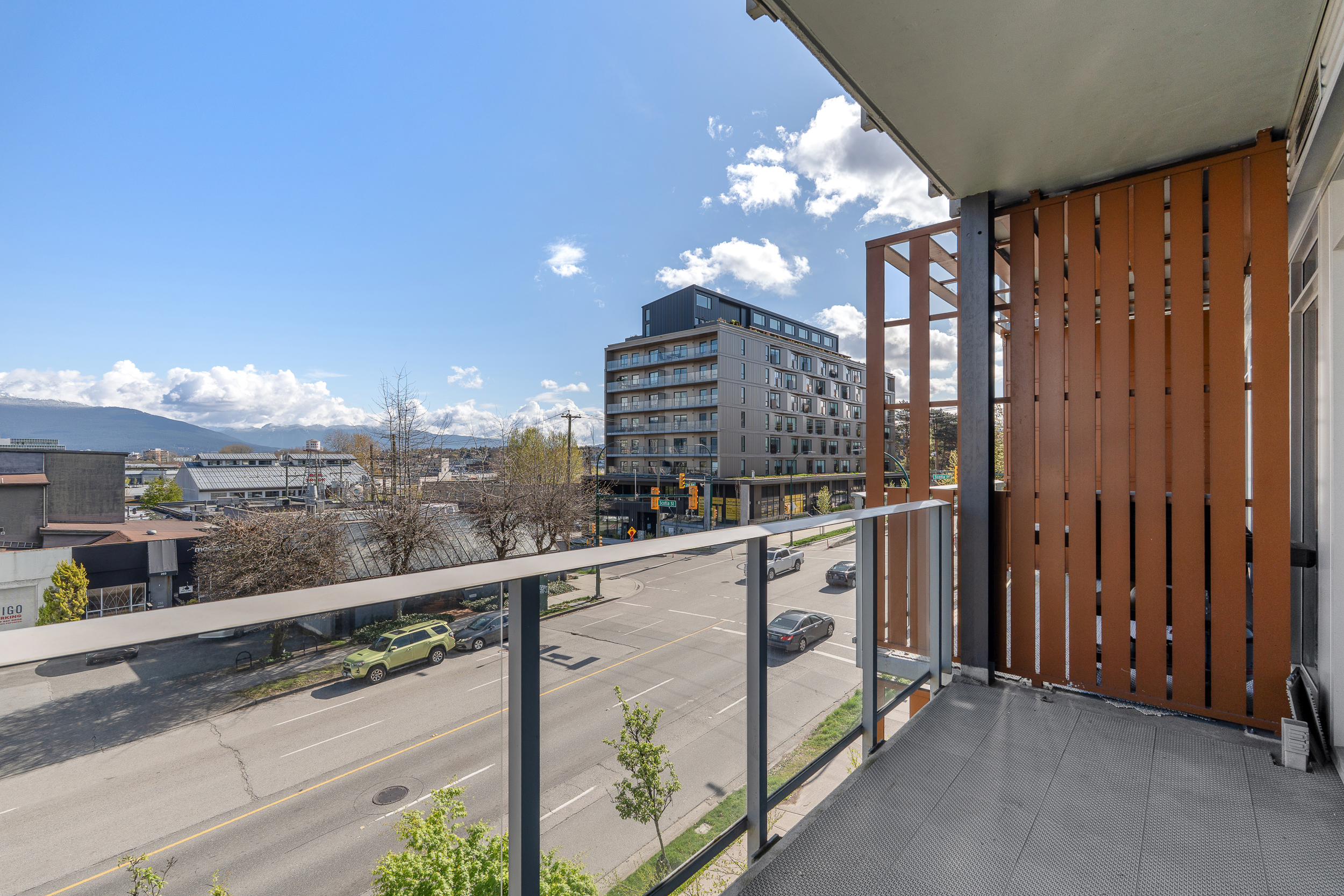 #417 - 256 E. 2nd Avenue