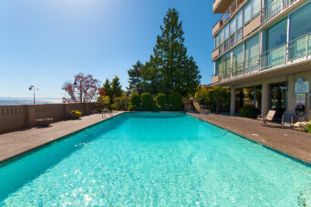 #203 - 150 24th Street