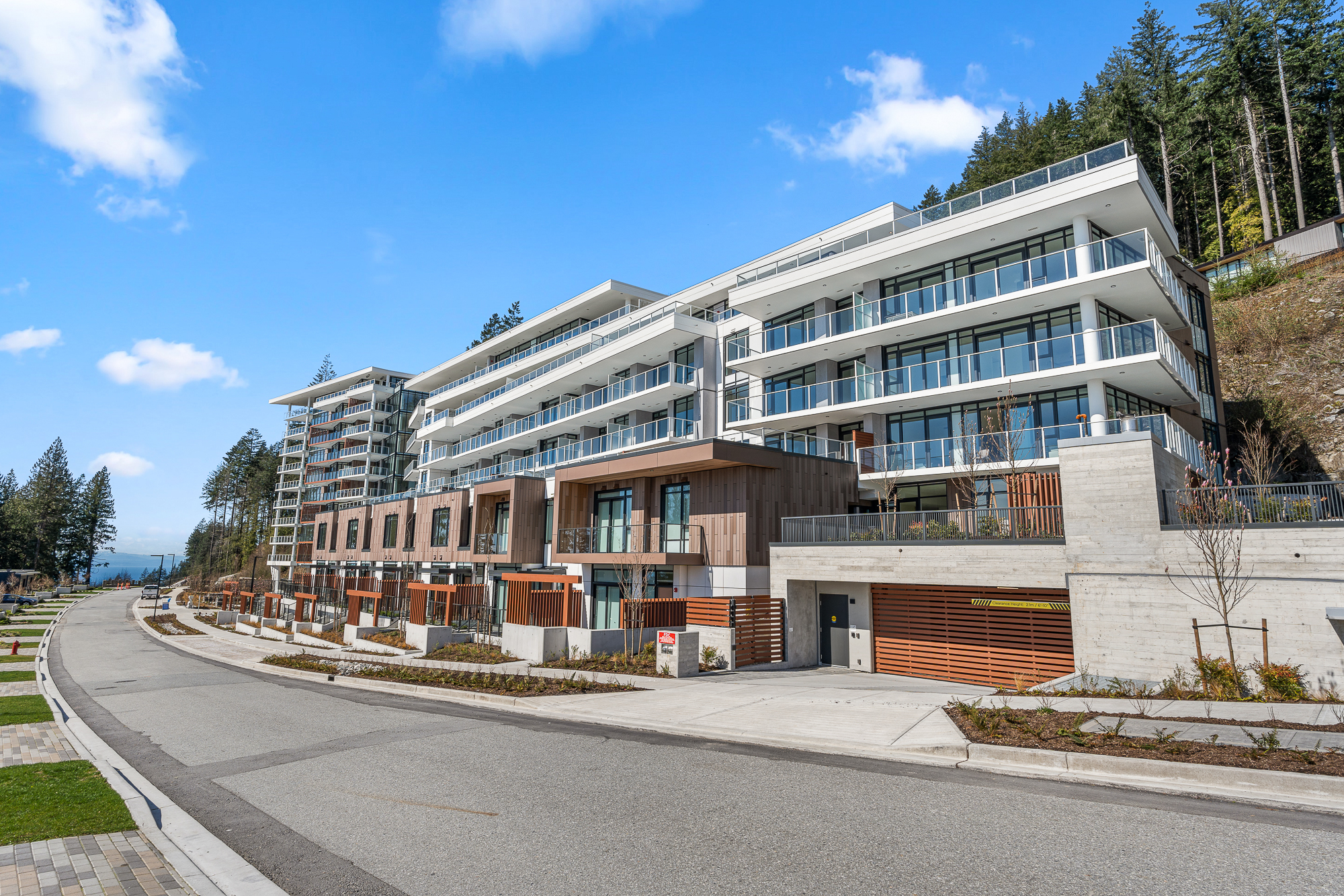 #209 - 3963 Uplands Way