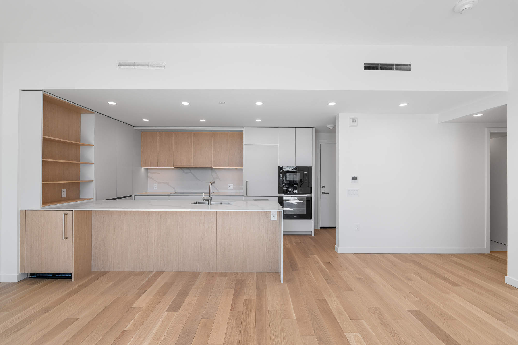 #209 - 3963 Uplands Way