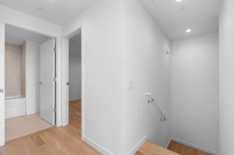 #209 - 3963 Uplands Way