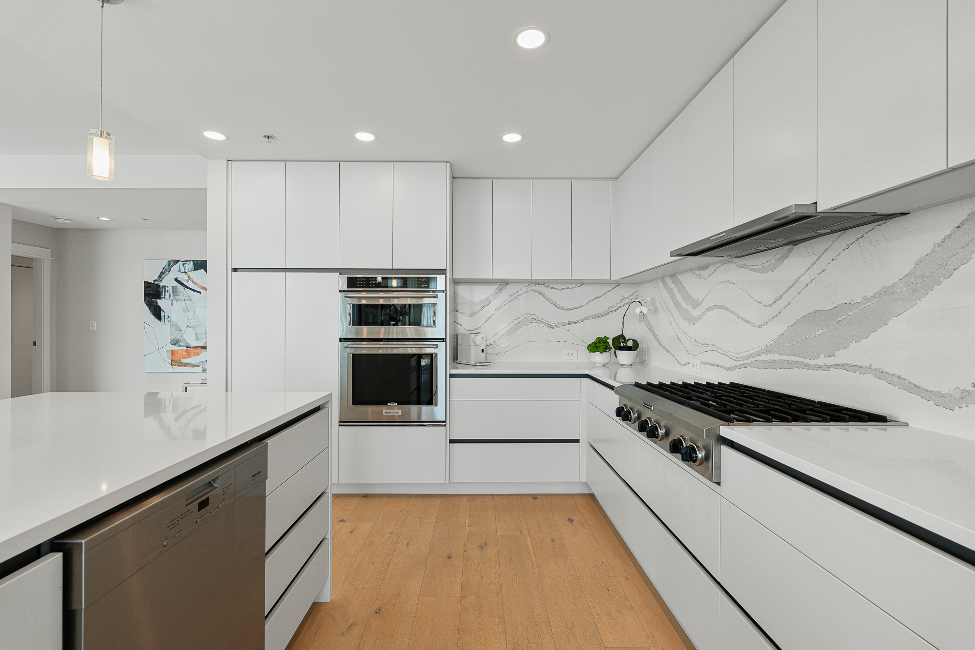 #1402 - 3355 Cypress Place