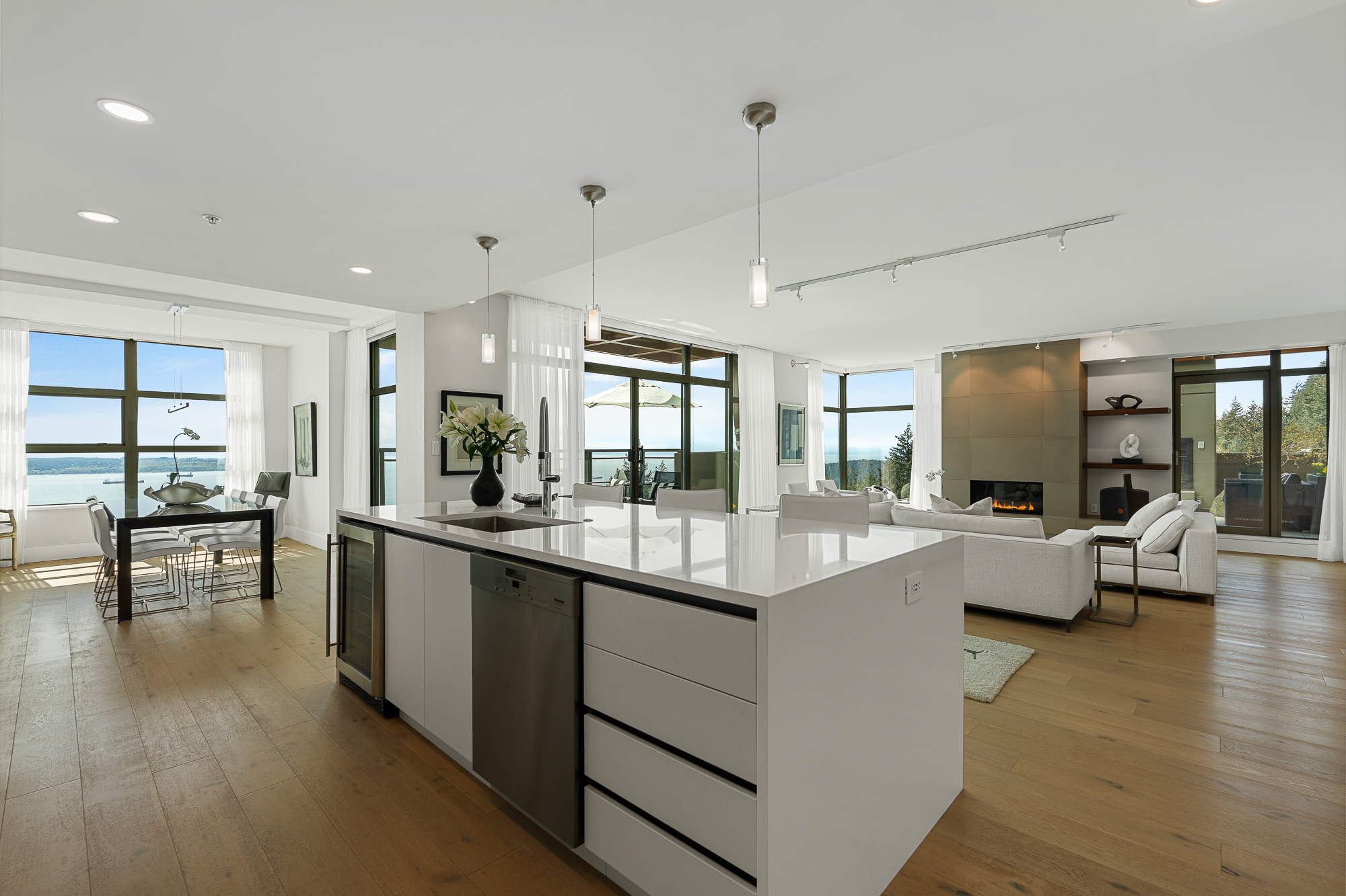 #1402 - 3355 Cypress Place