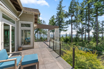#2 - 5402 West Vista Court